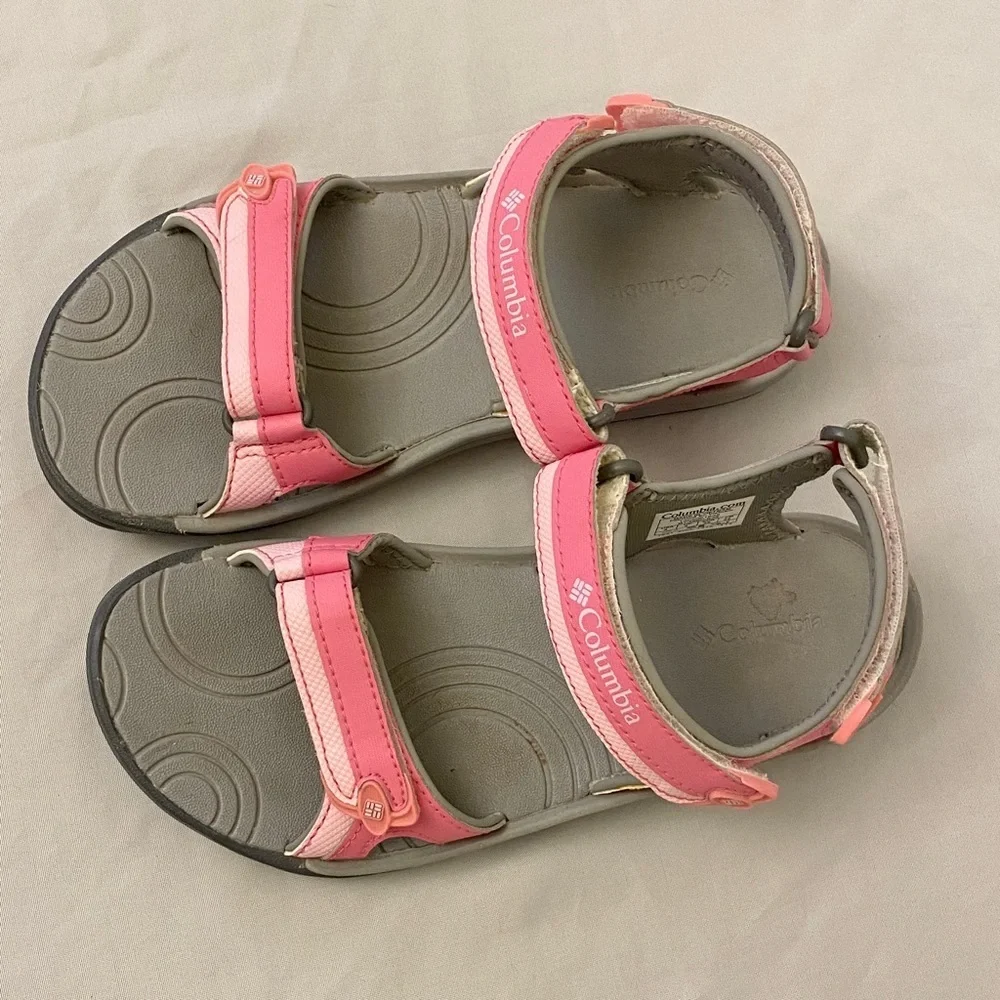Columbia Sz 4 Youth Sandals Pink Adjustable Straps Walking Hiking Girls Shoes
